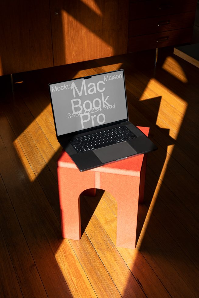 MacBook Pro 16″ LT H 02