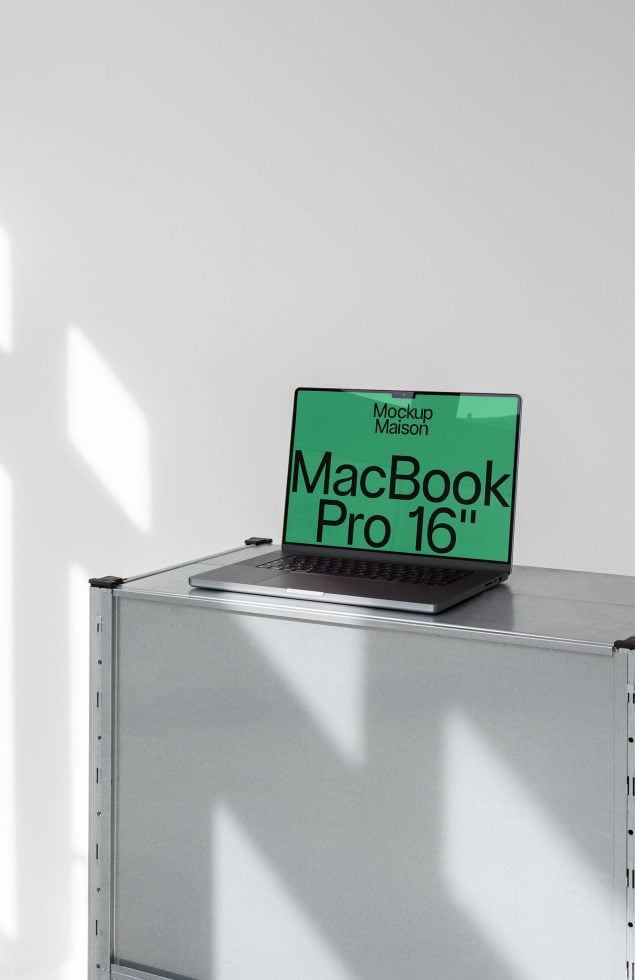 Macbook Pro DD G02 Mockup preview 3
