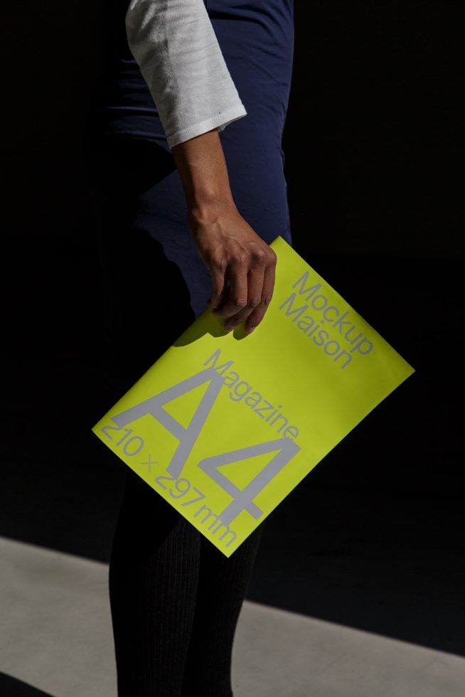 Magazine E09 Mockup