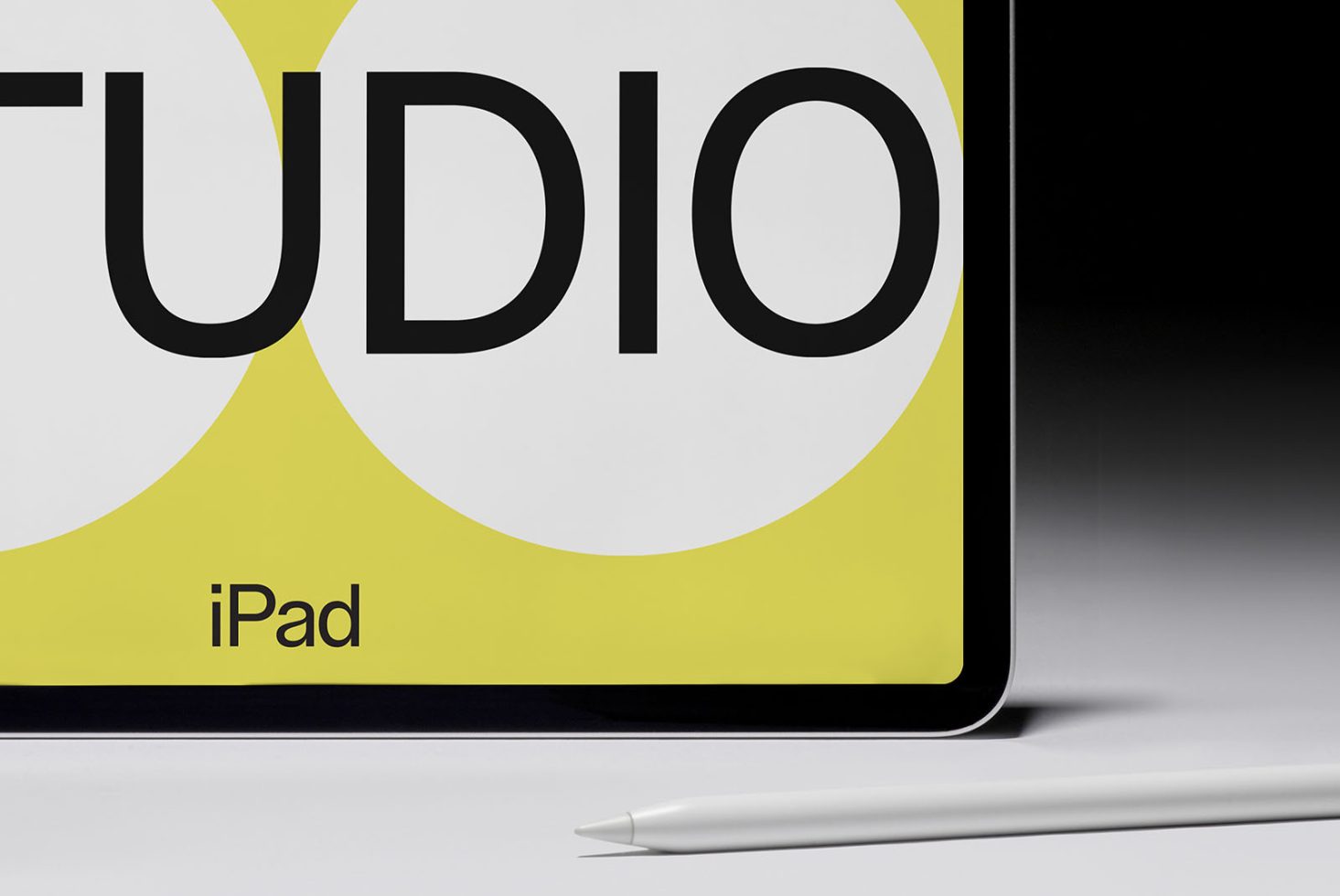 iPad GRD16 Mockup preview 2