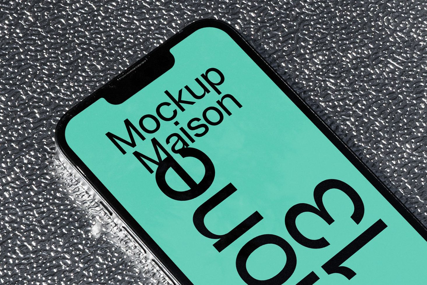 iPhone 13 DD G08 Mockup preview 2