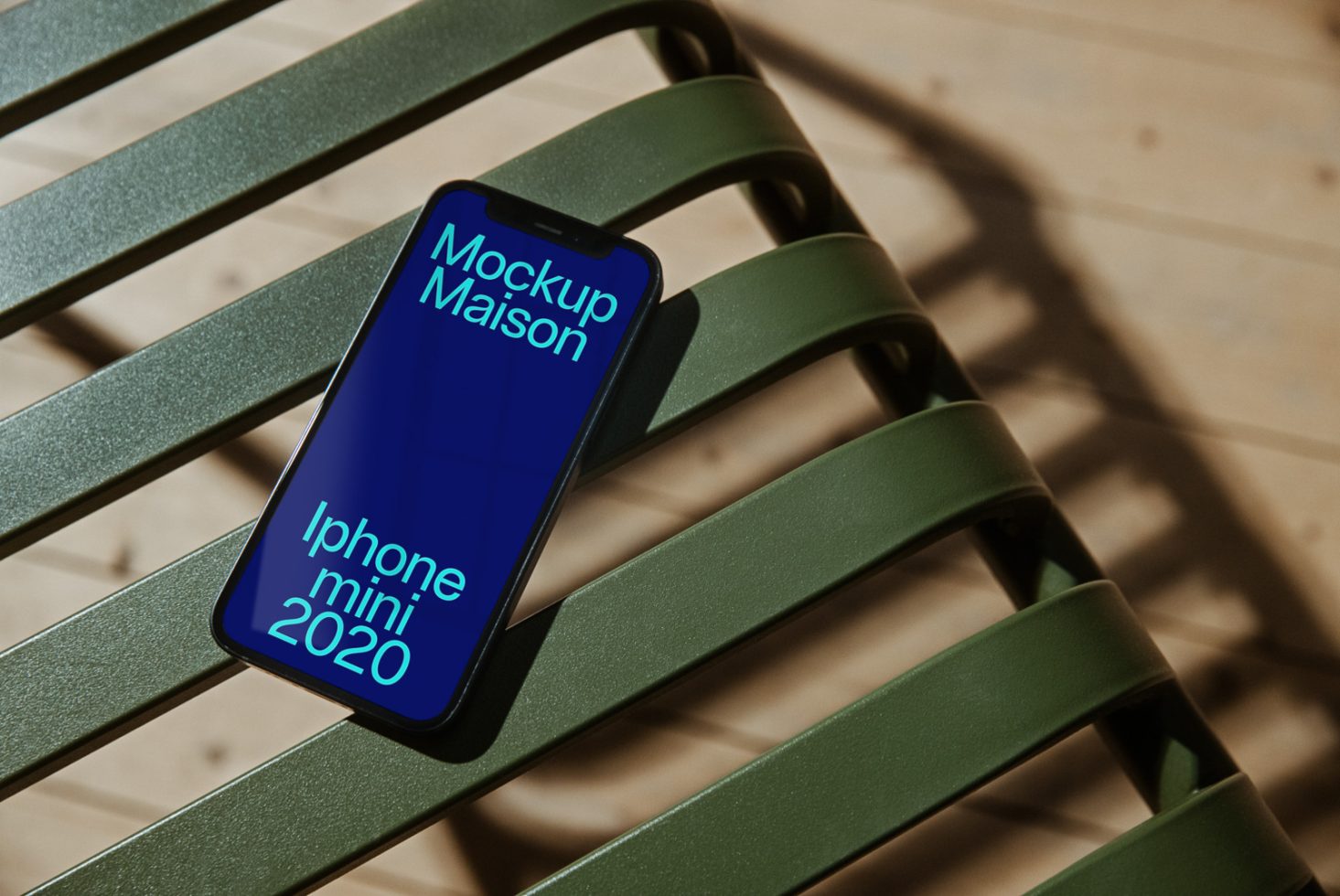 iPhone mini PH B 01 preview 1