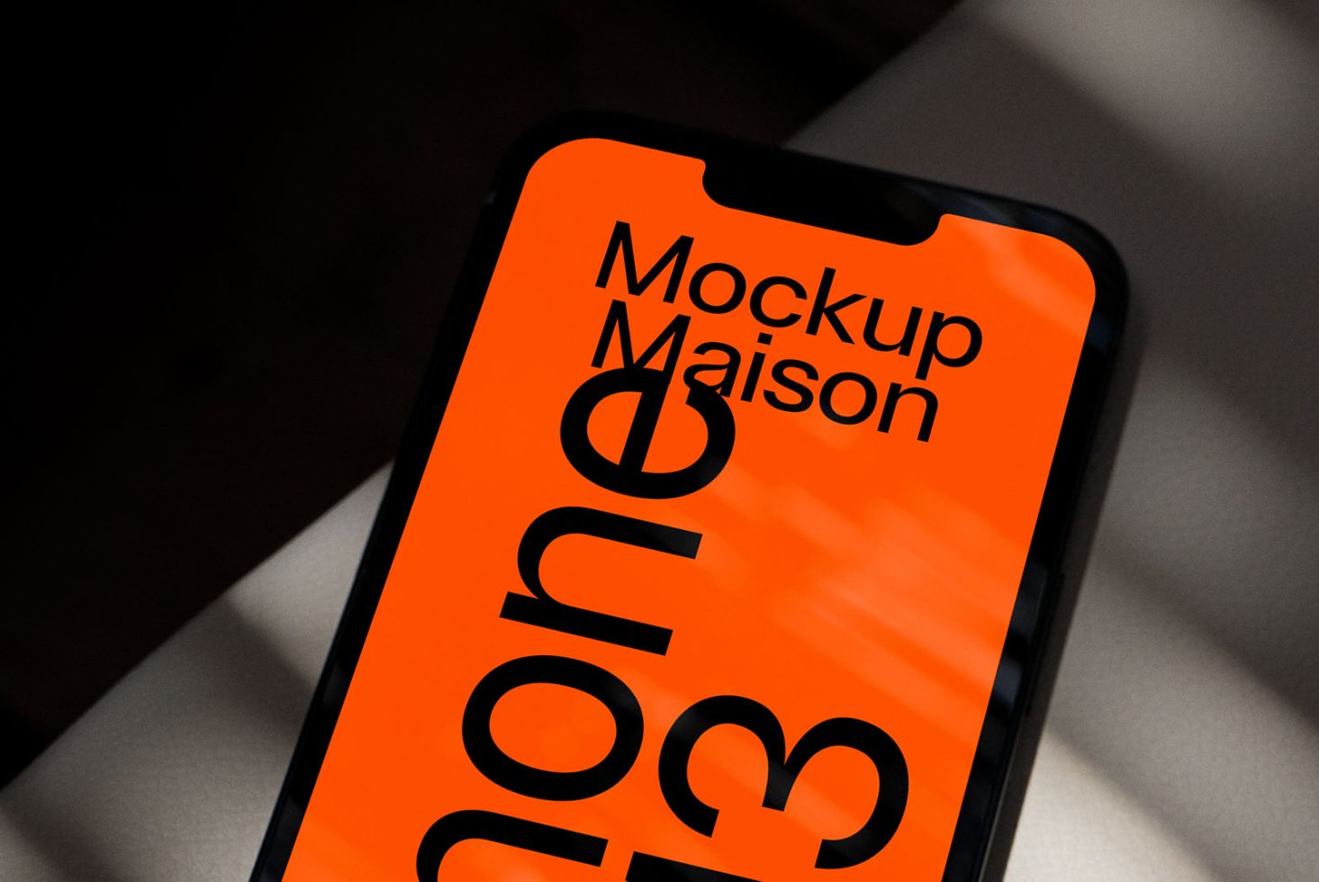 iPhone 13 DD G12 Mockup preview 2