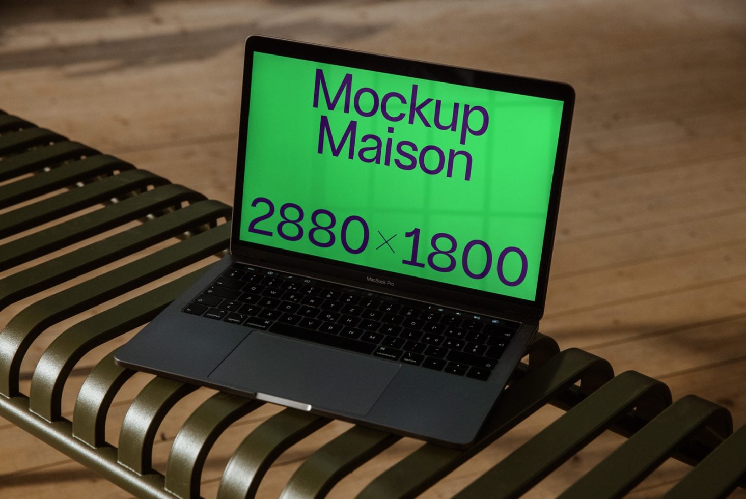 MacBook Pro 13″ LT B 02 preview 2