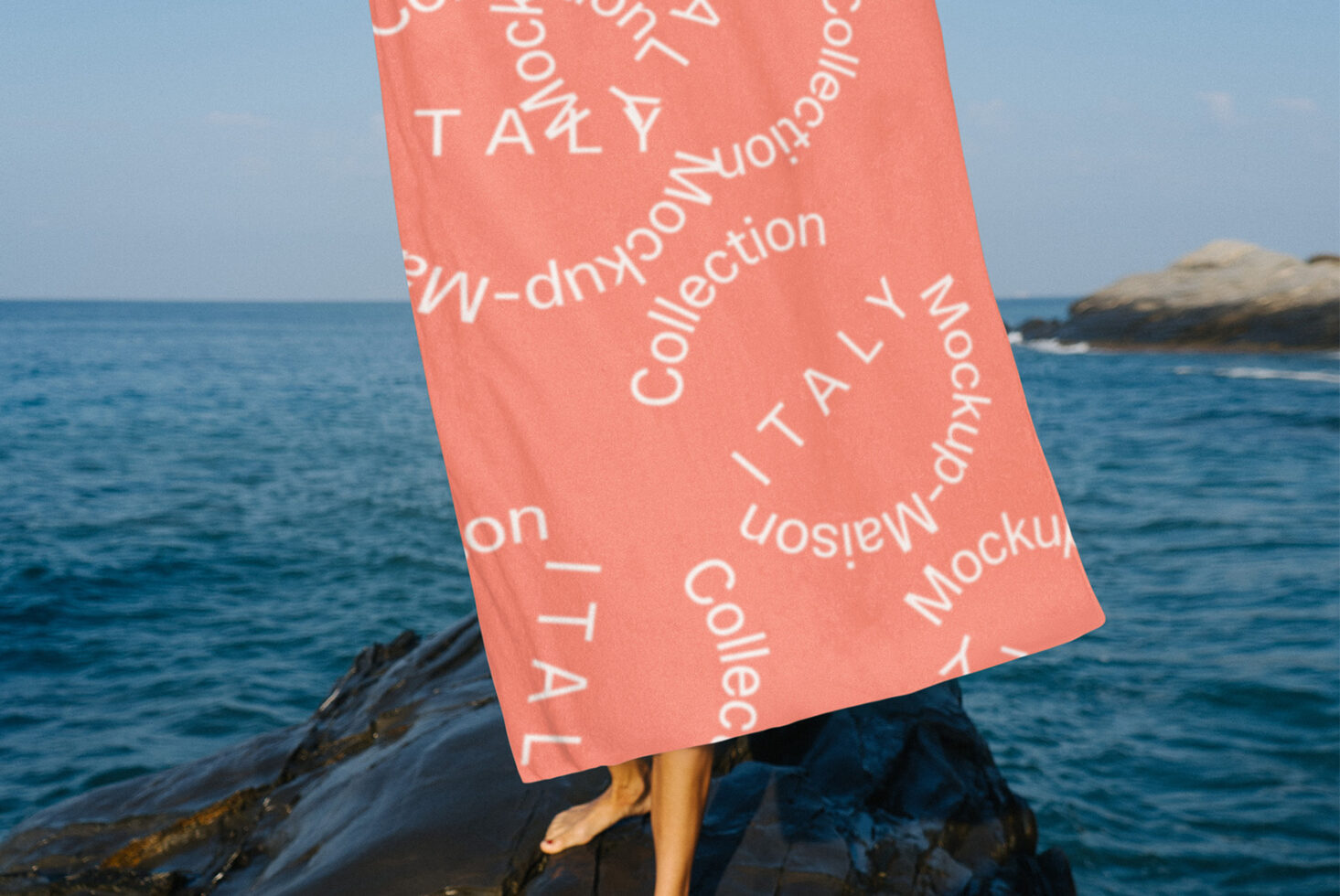 Towel Mockup TW ITA 05 preview 1